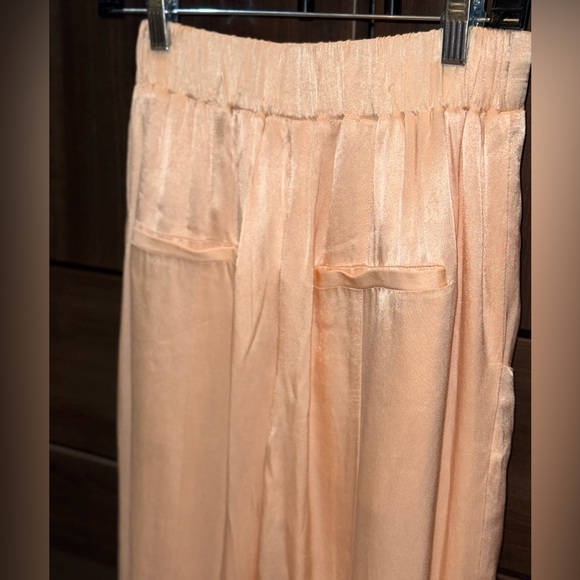 NBD x REVOLVE Alliah Champagne Satin High Waist Dress Pants shiny - Picture 12 of 12